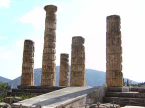 Tempel des Apollon (Ostseite)
